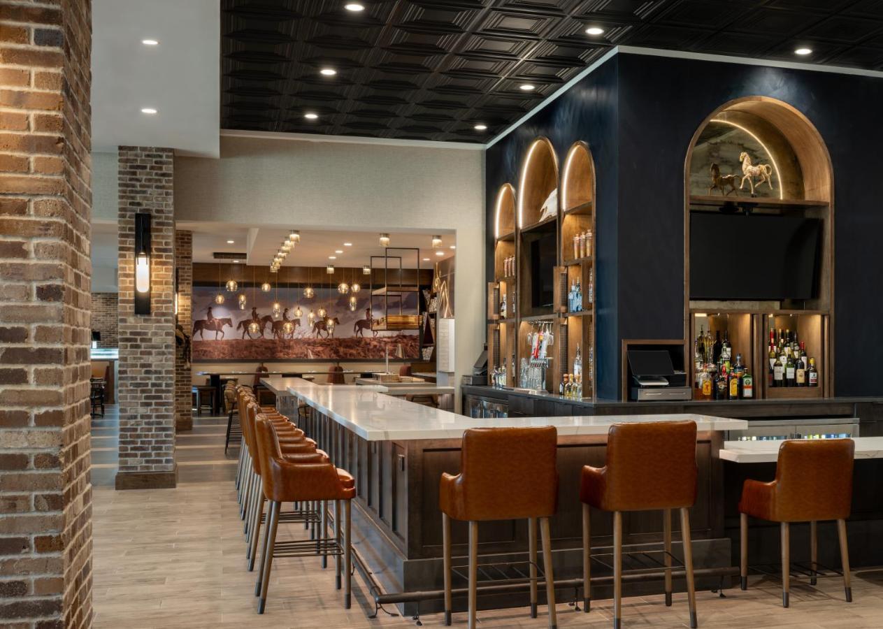 Delta Hotels By Marriott Wichita Falls Convention Center Eksteriør bilde