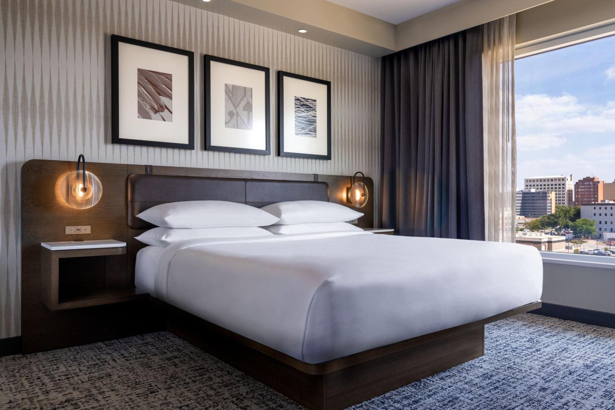 Delta Hotels By Marriott Wichita Falls Convention Center Eksteriør bilde