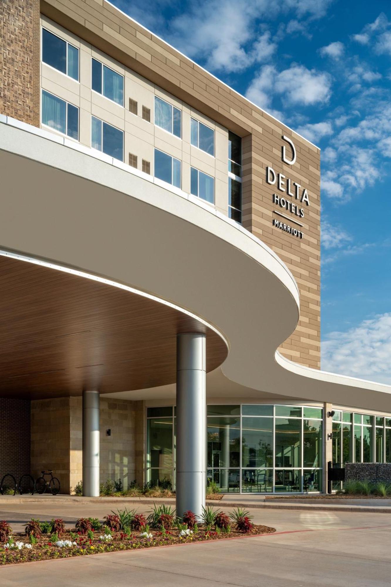 Delta Hotels By Marriott Wichita Falls Convention Center Eksteriør bilde